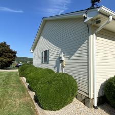 House Washing in Rocky Mount, VA 1